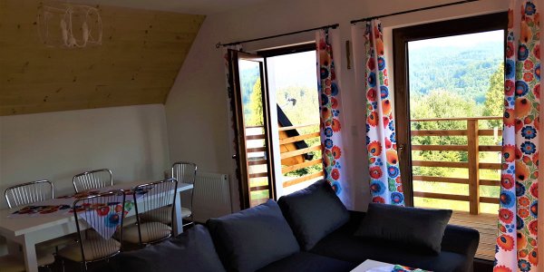 Apartament z balkonem