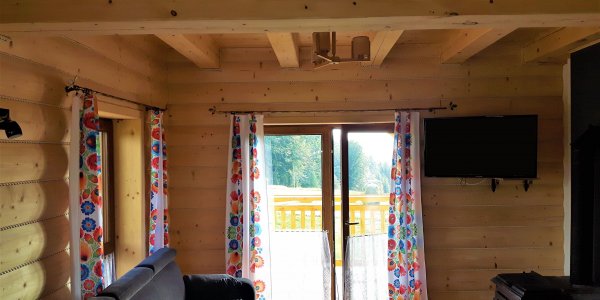 Apartament z kominkiem